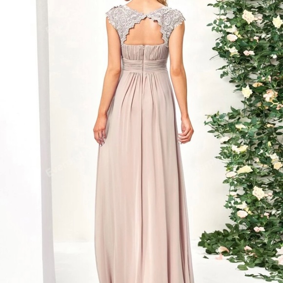 Wedding guest/ Evening Gown - Picture 4 of 7